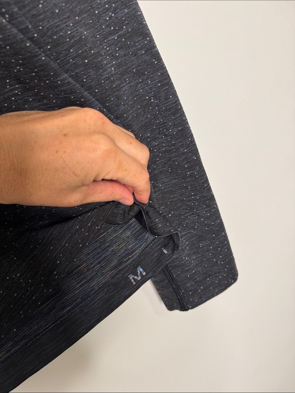 Lululemon Men's Long Sleeve Crewneck Performance Shirt - Charcoal - Picture 8 of 10